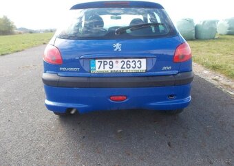 Peugeot 206 1,4 65 KW pravidelný servis benzín manuál 65 kw - 4