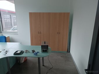 Kancelářský nábytek - 4