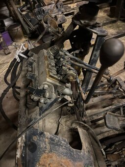 MT8 náhradní díly - 4