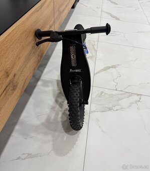 Prodám odrážedlo First Bike Fat modrá - 4