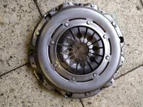 Setrvačník+přitlačák - 4