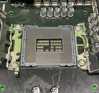 Základní deska MSI PRO Z690-A WIFI DDR4 - 4