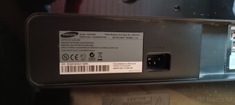 Samsung syncmaster P2470HD - 4