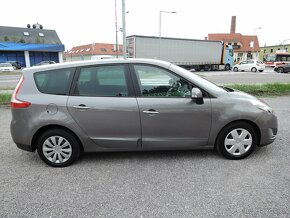 Renault Grand Scénic 1,6 dCi TOMTOM Edition 96kW 2011 - 4