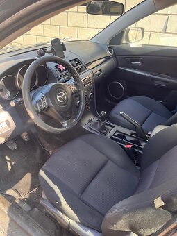 Mazda 3 - 4