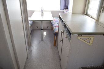 KNAUS SÜDWIND 450TU -PRO 4 OSOBY, SUPER STAV,NOSIČ KOL - 4