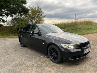 BMW 320I 2005 Automat Černá met. - 4
