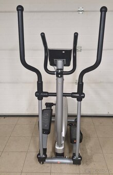 Prodám eliptical Housefit Motio 30 - 4