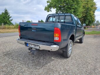 Toyota HILUX 2,5 88 kW - 4