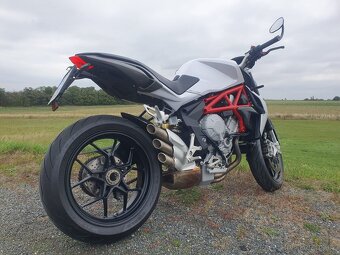 MV Agusta 800 Brutale - 4