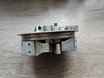 Brzdový štít Jawa 350/638 - 4