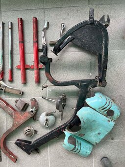 Jawa 50 550 pařez - rozebraný - 4