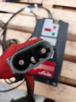 Nabíječka trakčních baterií Linde 24V 65A - 4