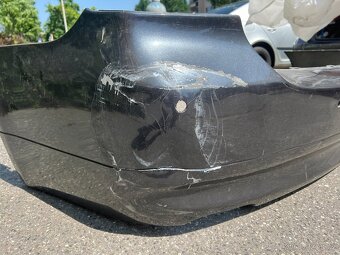 Zadní nárazník BMW E90 A22 Sparkling Graphite Metallic s PDC - 4