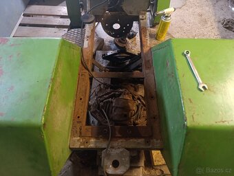 Prodám traktor domácí výroby - 4