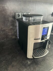 Krups EA81 automatický kávovar na zrnkovou kávu - 4
