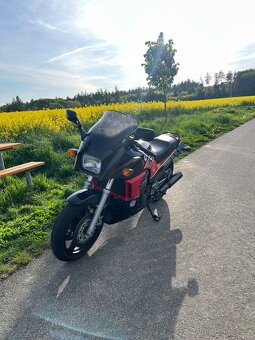 Kawasaki Gpz 900 Top gun - 4