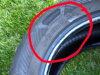 Prodám 4 ks letních pneu - 215/55 R18 - 4