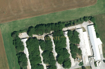 Prodej spoluvlastnického podílu 275 m2 v k. ú. Ratíškovice - 4