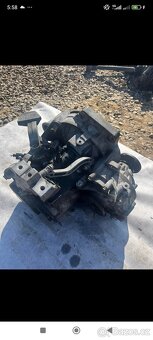Prodám Převodovku Passat B6 JCX 1.9.TDI 77kw 5Q - 4