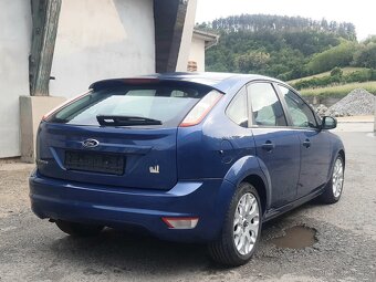 Ford Focus 1.6 16V 74kW klima 120000km 1.Majitel - 4
