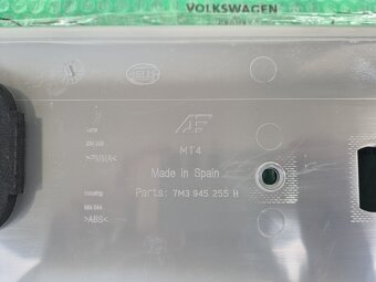 panel mezi zadní světla VW Sharan (7M) 7M3945255H - 4