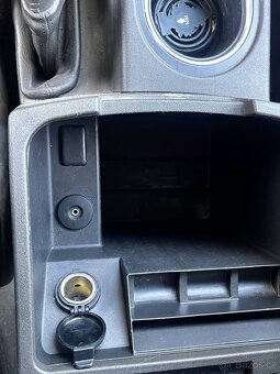 Nissan Navara 2,5DCi King Cab XE 140kw - 4