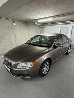 Volvo S80 D5 T44 136 kw - 4