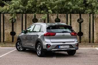Kia Niro 1.6 GDi Plug-in Hybrid Gold A/T 2019 - 4