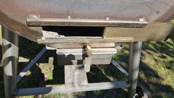 Nerezový gril na kýtu, kuře s motorem - 4