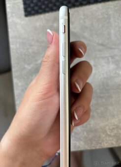 IPhone SE 2020 64 GB - 4