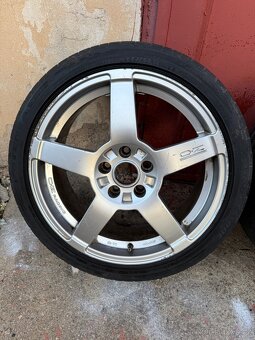 Original OZ Racing 5x114,3 R18 - 4