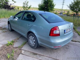 Škoda Octavia 1.6 tdi 77 kw - 2010 - 4