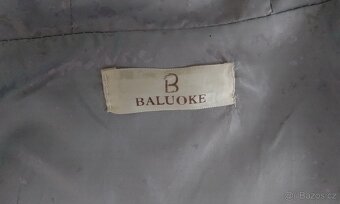 Lehoučká vesta S - - 4