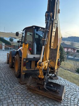 Traktorbagr Caterpillar 444F2 - 4