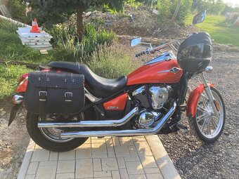 Kawasaki VN900 Custom - 4