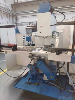 Vertikální konzolová frézka FV 30 CNC A 100% - 4