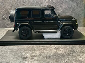 Brabus G800 4x4 2023 super black - 4