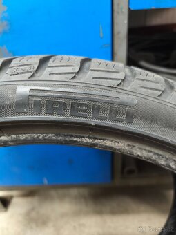 Pneumatiky Pirelli zimní 235/35R19 - 4