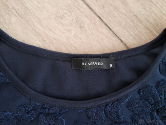 Tmavě modré šaty zn. Reserved, vel. 36 - 4