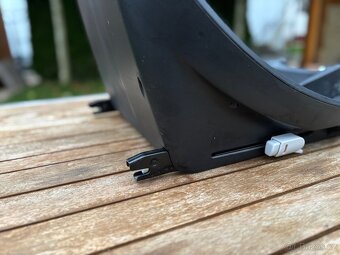 Prodam zakladnu pro vajicko Cybex base M - 4