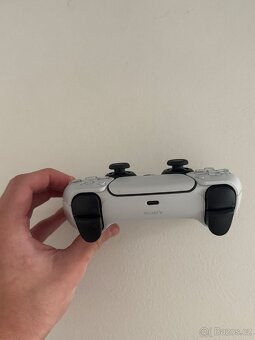 Prodám PS5 Slim - 4