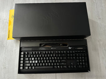 Herní mechanická klávesnice Corsair K95 Platinum RGB - 4