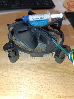 CPU Intel Core i5-7400 + chladič + pasta, socket 1151 - 4