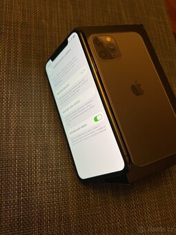 Apple iPhone 11 Pro 256GB Space Gray - 4