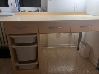 Dětský psací stůl - 4