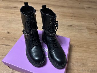 Dívčí zimní boty na platforme vel 37 - 4