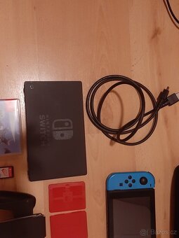 Nintendo Switch - 4