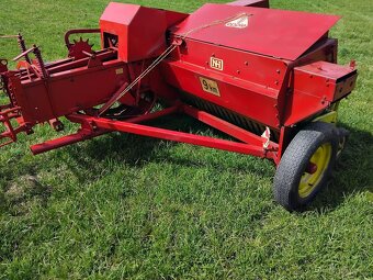 Prodám lis na malé hranaté balíky New Holland 55 - 4