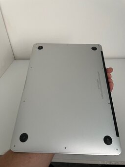 Apple MacBook Air 13” (Mid 2013) - 4